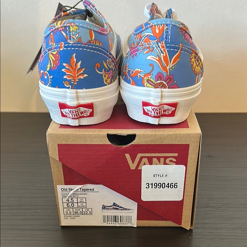 Vans Old Skool Tapered Blue and White Sneakers with Flowers Design - Picture 5 of 8
